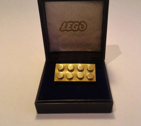 Lego d'oro
