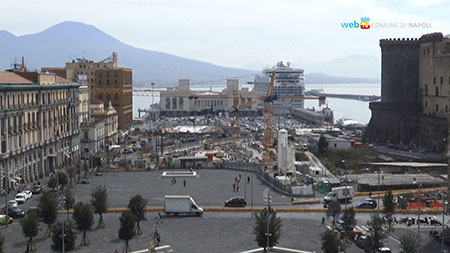 Piazza Municipio Napoli