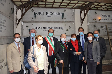 Cimitero di Poggioreale a Napoli