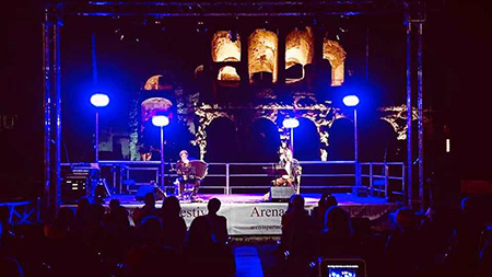 Il palco dell'Arena Spartacus Festival