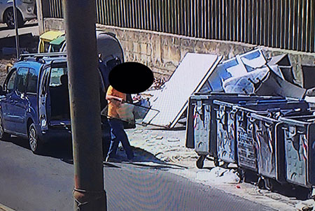 Napoli, controlli sversamenti rifiuti