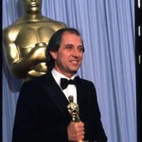 Vittorio Storraro con l'Oscar vinto per L'Ultimo Imperatore